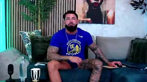 masterkingofmuscle online show from June 3, 2026, 7:44 am
