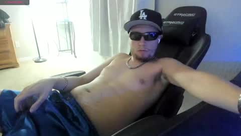 mastermusclebro online show from May 12, 2026, 3:47 am