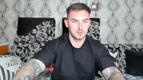 Snapshot of mastermusclejon chatting on December 4, 2024, 10:35 am Jon online show from December 4, 2024, 10:35 am