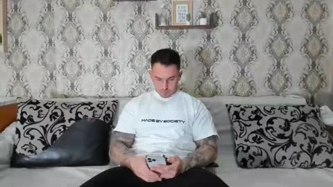 Snapshot of mastermusclejon chatting on January 31, 2025, 8:43 pm Jon online show from January 31, 2025, 8:43 pm