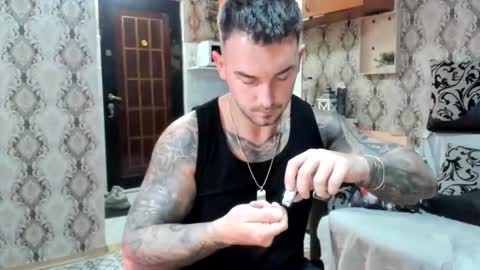 Snapshot of mastermusclejon chatting on October 11, 2025, 8:29 pm Jon online show from October 11, 2025, 8:29 pm