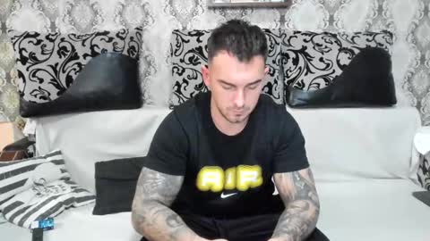 Snapshot of mastermusclejon chatting on November 13, 2025, 8:19 pm Jon online show from November 13, 2025, 8:19 pm