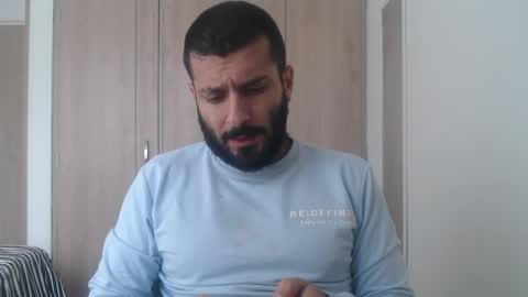 Snapshot of masterofinfatuation chatting on December 10, 2024, 12:27 pm   online show from December 10, 2024, 12:27 pm