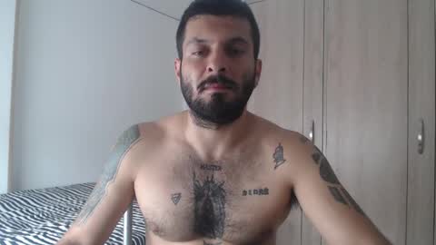 Snapshot of masterofinfatuation chatting on January 11, 2025, 8:10 pm   online show from January 11, 2025, 8:10 pm