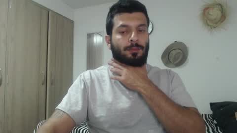 Snapshot of masterofinfatuation chatting on January 23, 2025, 4:30 am   online show from January 23, 2025, 4:30 am