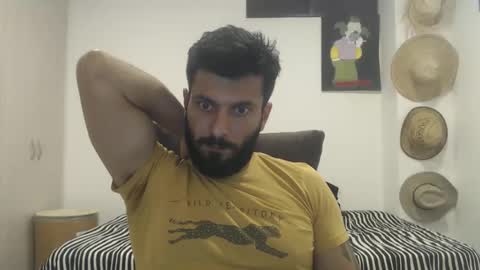 Snapshot of masterofinfatuation chatting on March 4, 2025, 7:11 pm   online show from March 4, 2025, 7:11 pm