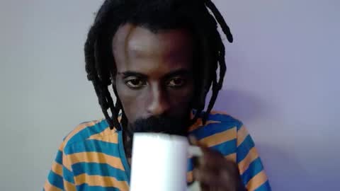 Snapshot of masterr_bate chatting on October 6, 2025, 11:29 am Marl online show from October 6, 2025, 11:29 am