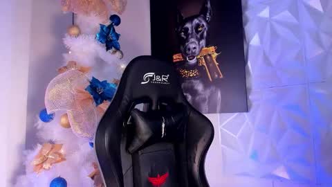 KONAN online show from December 14, 2025, 1:27 pm