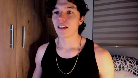 mastrangelo_x online show from May 12, 2026, 3:58 am