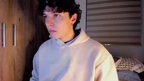 Snapshot of mastrangelo_x chatting on June 19, 2026, 4:39 am mastrangelo_x online show from June 19, 2026, 4:39 am