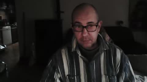 Snapshot of mat11efou chatting on December 23, 2024, 8:55 am mat11efou online show from December 23, 2024, 8:55 am