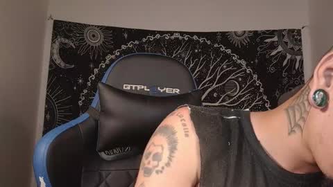 Mateo online show from October 16, 2025, 10:55 pm