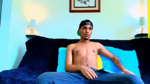 mateo_noath online show from December 20, 2024, 6:35 pm