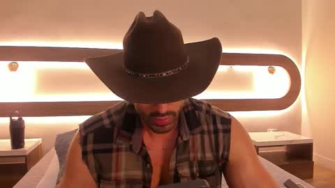 Mateo online show from March 12, 2026, 7:20 pm