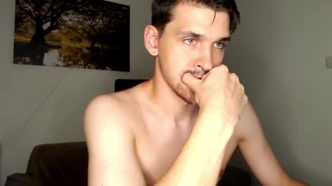 Snapshot of mateo_zeus chatting on March 8, 2025, 5:11 pm mateo_zeus online show from March 8, 2025, 5:11 pm