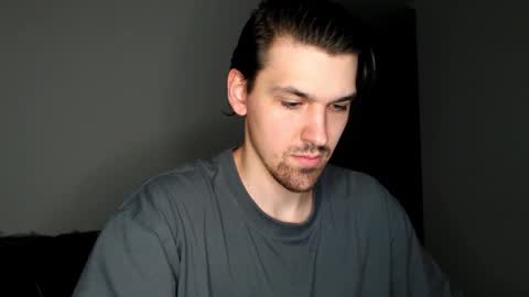 mateo_zeus online show from November 3, 2025, 1:40 am