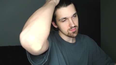 mateo_zeus online show from December 17, 2025, 12:27 am