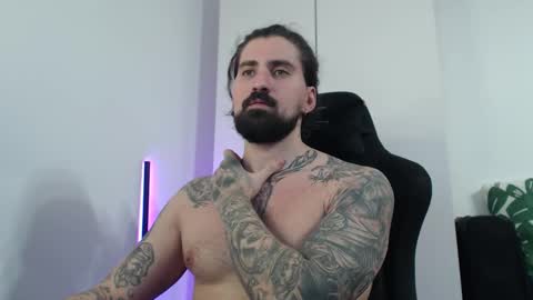 mateohalifa online show from November 5, 2025, 5:57 pm