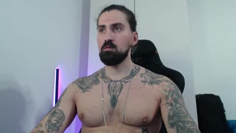 mateohalifa online show from November 7, 2025, 11:43 am