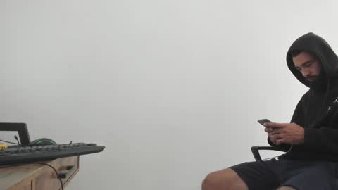 Matheus     online show from December 10, 2024, 4:17 pm