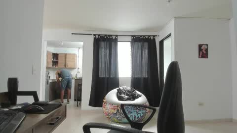 Matheus     online show from February 19, 2026, 6:48 pm