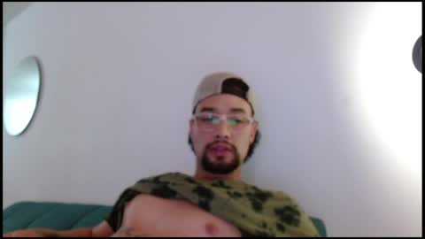 Snapshot of mathew444 chatting on May 16, 2026, 7:45 pm STRURIBE ON INSTAGRAM online show from May 16, 2026, 7:45 pm