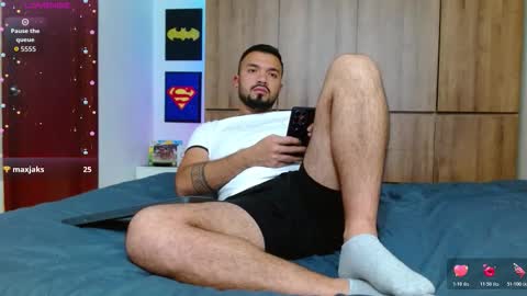 mathewhot3 online show from March 17, 2026, 5:44 am