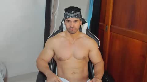 mathews_smith online show from March 15, 2026, 11:49 am