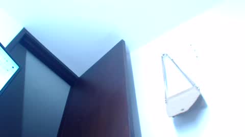 Snapshot of mati0421 chatting on January 23, 2025, 5:24 am Mati04 online show from January 23, 2025, 5:24 am