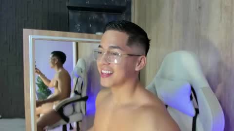 Snapshot of matias_strong1 chatting on July 28, 2026, 12:48 pm matias_strong1 online show from July 28, 2026, 12:48 pm