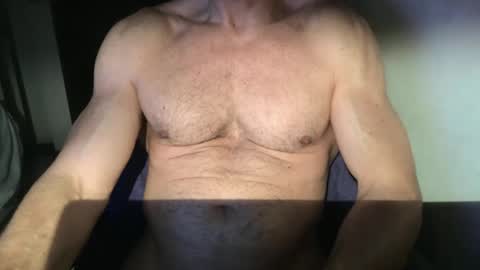 MatiasMatureMuscle online show from March 1, 2026, 12:56 am