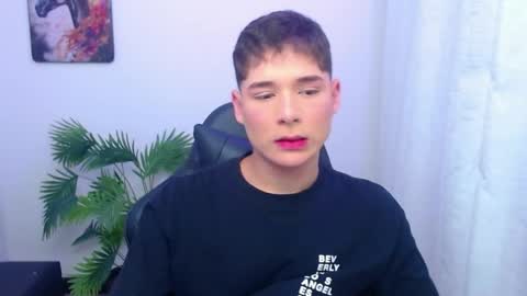 Snapshot of matiii18 chatting on May 27, 2026, 1:19 pm Mati online show from May 27, 2026, 1:19 pm