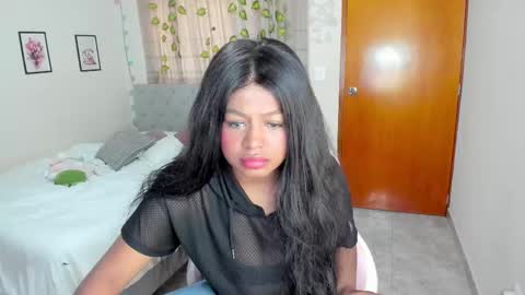 Daniela online show from November 6, 2025, 8:32 pm