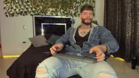 Snapshot of matius_foxtter chatting on October 25, 2025, 7:08 pm matius foxter online show from October 25, 2025, 7:08 pm