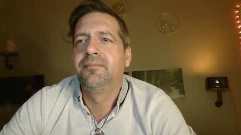 matrike1 online show from December 21, 2024, 8:00 pm