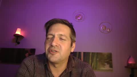 matrike1 online show from January 24, 2025, 8:11 pm