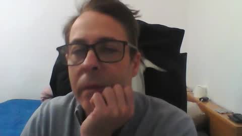 Snapshot of matrixmad chatting on November 11, 2025, 5:13 pm matrixmad online show from November 11, 2025, 5:13 pm