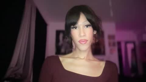 MOLLY MILLS online show from January 6, 2026, 3:10 am