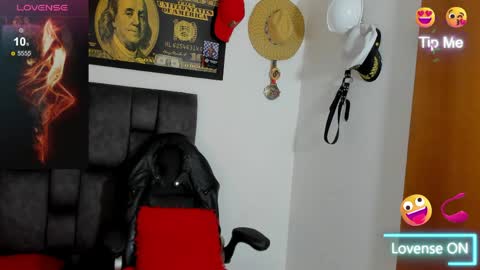 Snapshot of matt_rodriguez92 chatting on April 21, 2026, 9:48 am matt rodriguez92 online show from April 21, 2026, 9:48 am