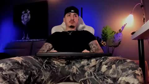 Snapshot of matt_thestud chatting on February 15, 2026, 8:02 am Matt online show from February 15, 2026, 8:02 am