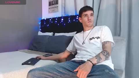 ---Matteo--- online show from November 20, 2025, 4:45 am