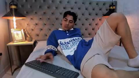 Snapshot of mattfiore chatting on November 26, 2025, 12:06 pm mattfiore online show from November 26, 2025, 12:06 pm