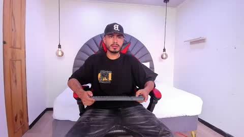 Matthew online show from February 3, 2026, 7:41 pm