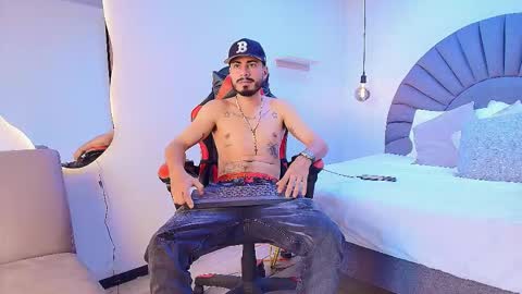 Matthew online show from March 2, 2026, 8:59 pm