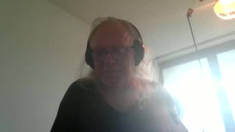 Matthias online show from October 7, 2025, 6:43 am