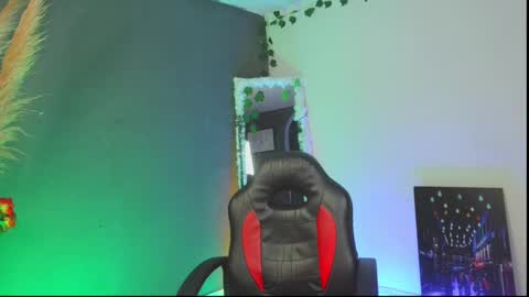 mattias     online show from September 28, 2025, 4:51 am