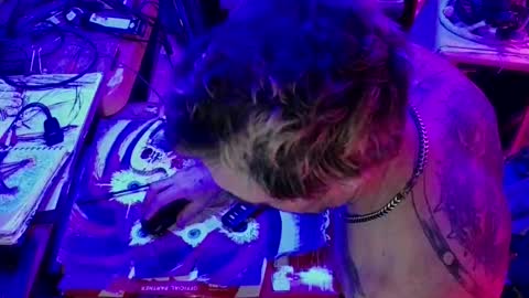 mattiedee369 online show from February 2, 2026, 4:44 am