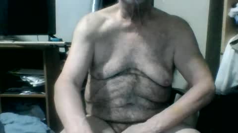 Snapshot of mattnudist chatting on July 7, 2026, 12:31 pm Matt online show from July 7, 2026, 12:31 pm