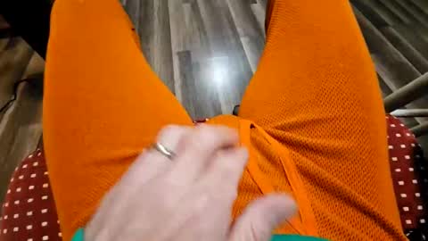 Snapshot of mattsnicecock chatting on December 20, 2024, 1:33 pm mattsnicecock online show from December 20, 2024, 1:33 pm