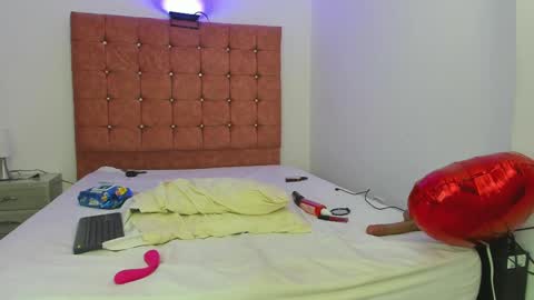 Snapshot of mature_bigass__ chatting on February 21, 2025, 8:16 pm Maria online show from February 21, 2025, 8:16 pm